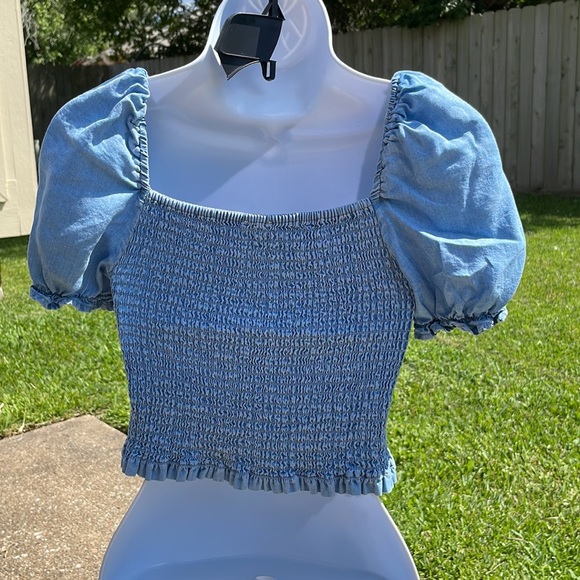 Love Tree, Blue off the shoulder top ❗️SMOKE FREE HOME❗️ - Picture 2 of 11